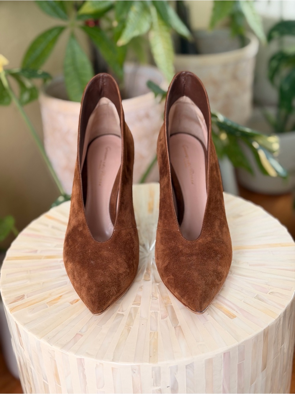 Gianvito Rossi Brown Suede Pointed-Toe Pumps 38 / 8